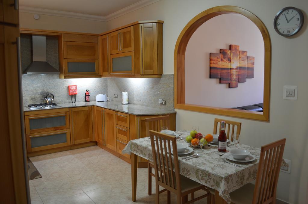 The April Maisonette マルサスカーラ エクステリア 写真